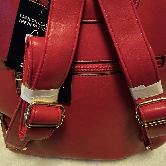 Backpack - Picture 2 of 2